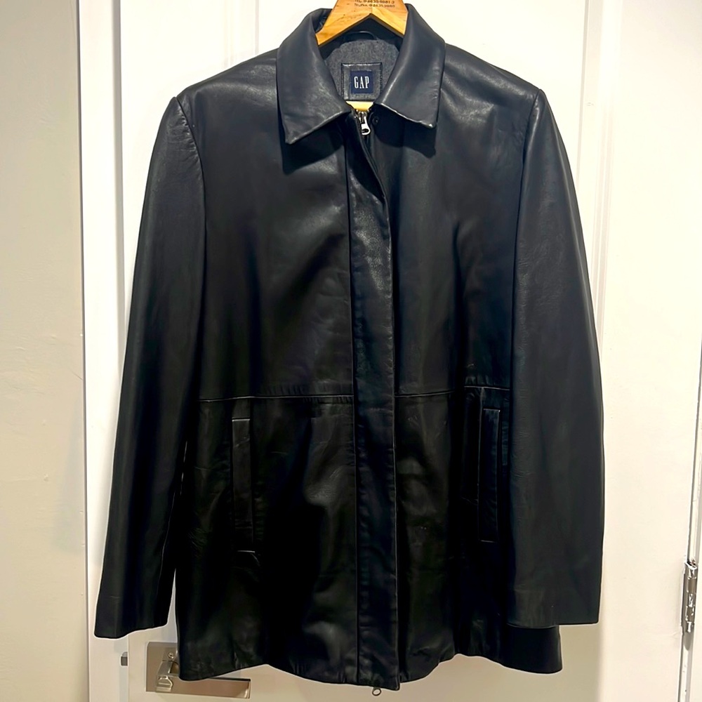 GAP GENUINE BLACK LEATHER COAT